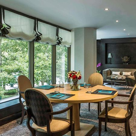 Hotel Sofitel Lisbon Liberdade Esterno foto