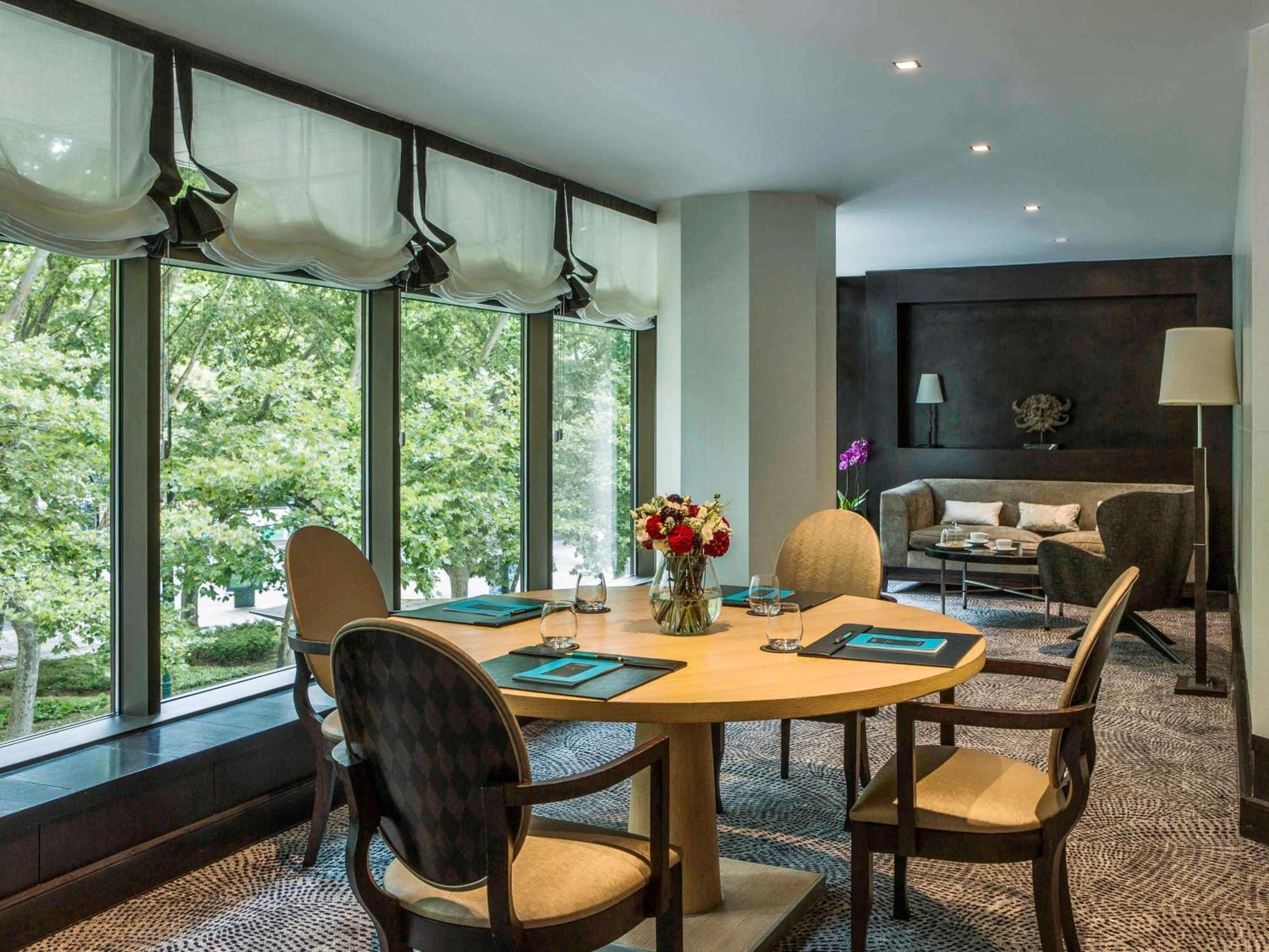 Hotel Sofitel Lisbon Liberdade Esterno foto