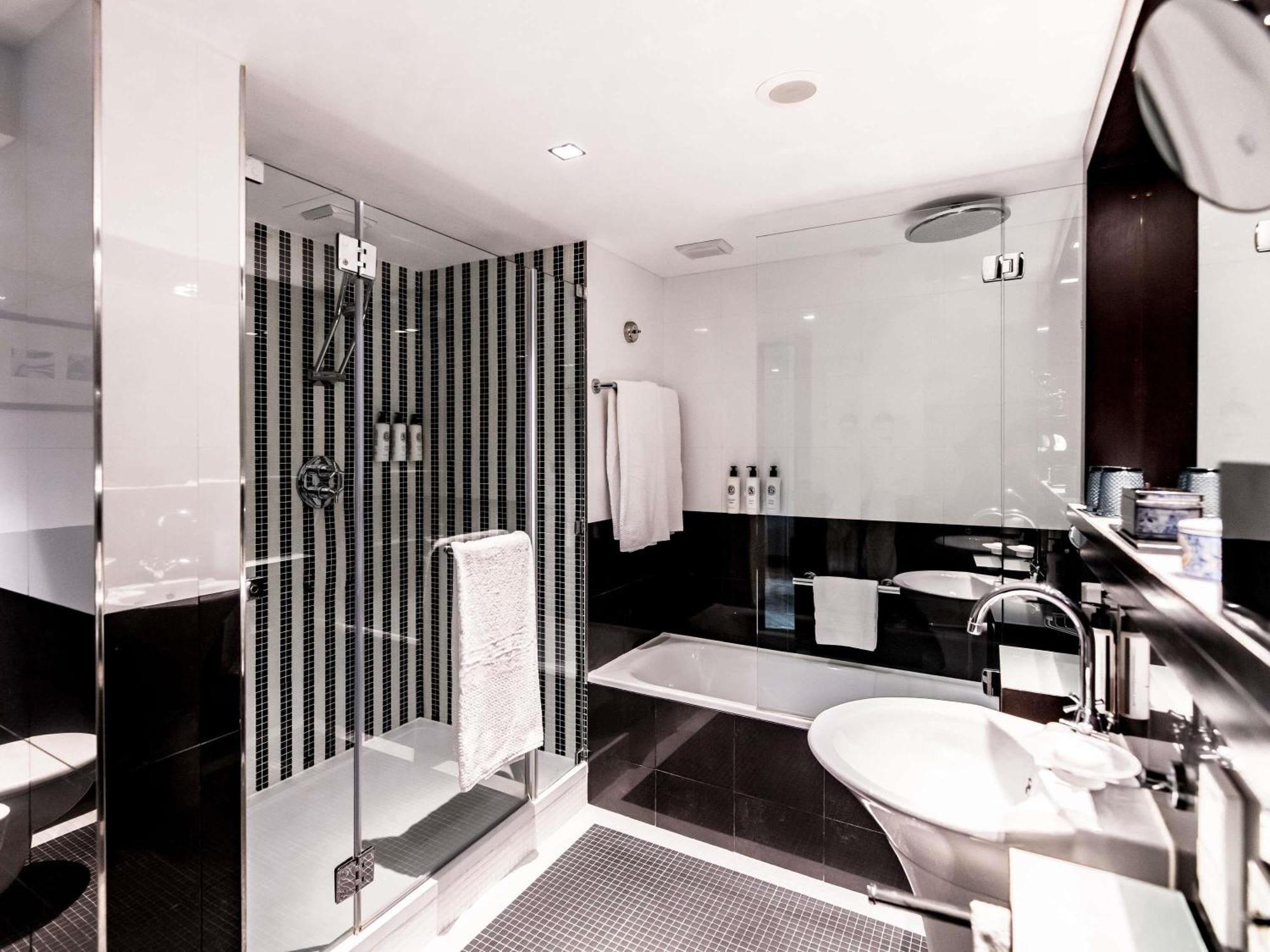 Hotel Sofitel Lisbon Liberdade Esterno foto