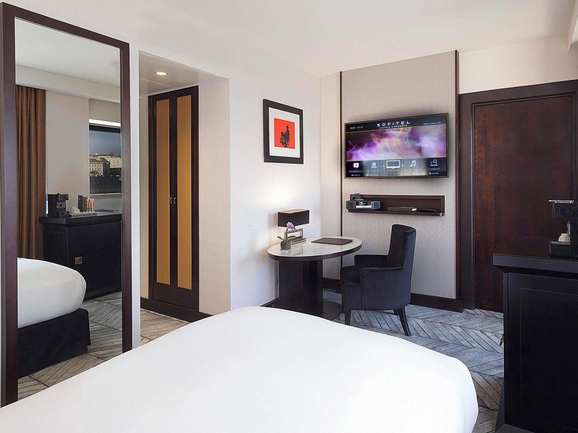 Hotel Sofitel Lisbon Liberdade Esterno foto