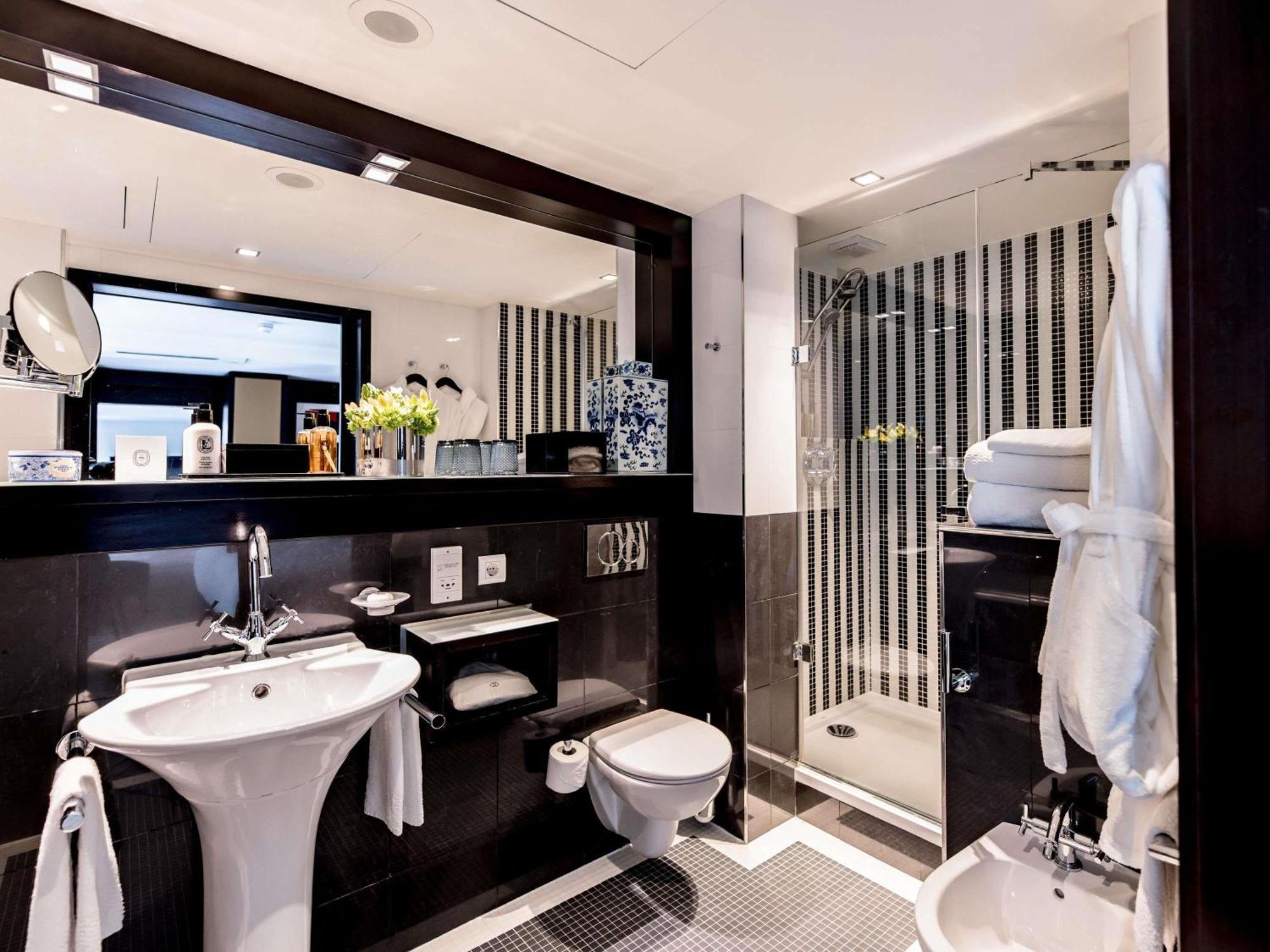 Hotel Sofitel Lisbon Liberdade Esterno foto